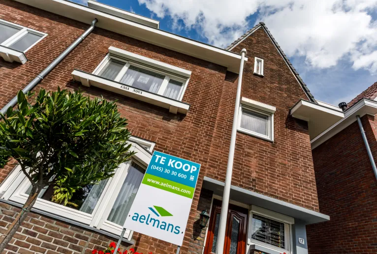 Verkoop bord woning