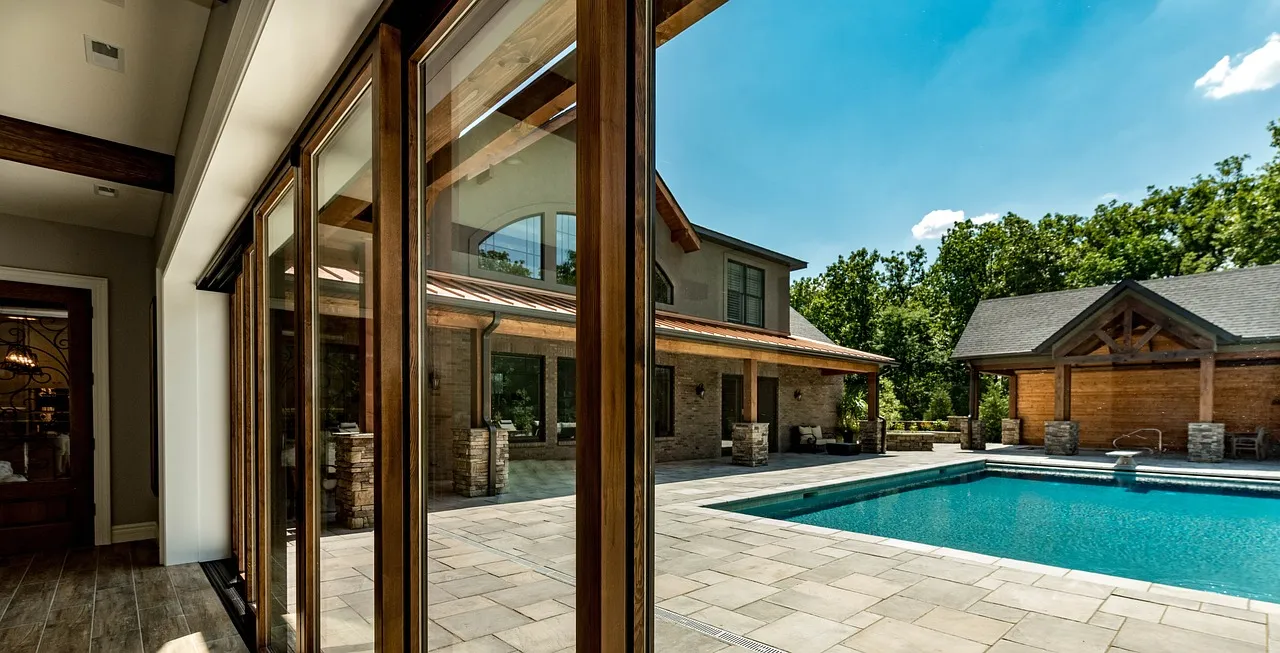 Luxe vastgoed met zwembad