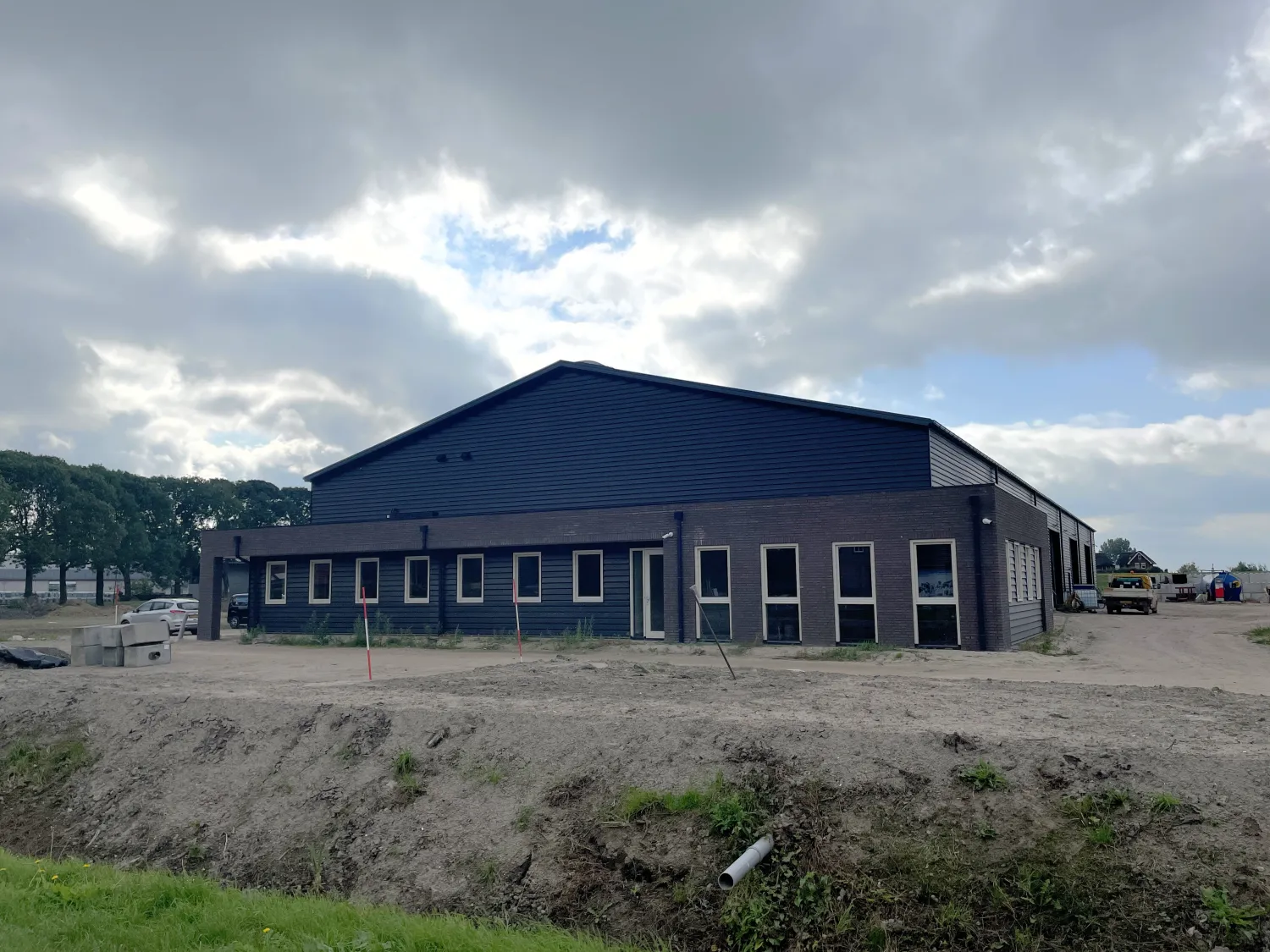 Bedrijfslocatie te Dussen