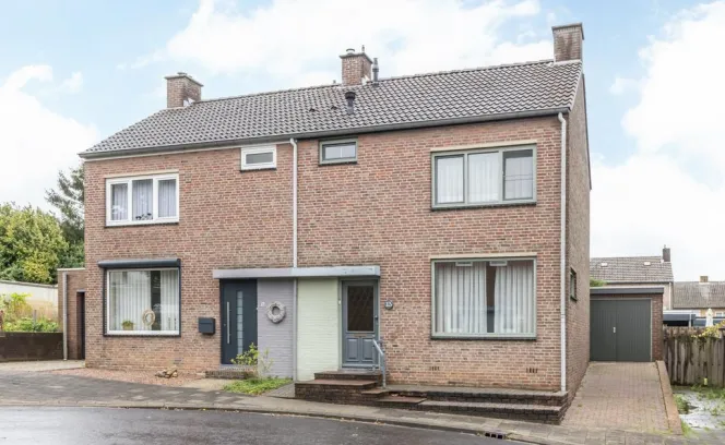 Kapelaan Franckstraat 13