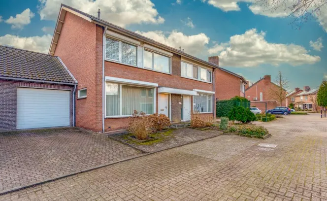 Johan Evertsenstraat 22