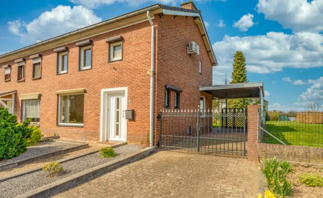 Burg Strijkersstraat 18