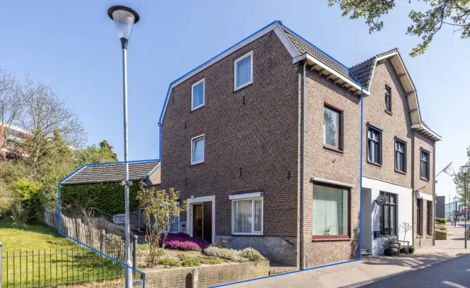 Dorpstraat 10