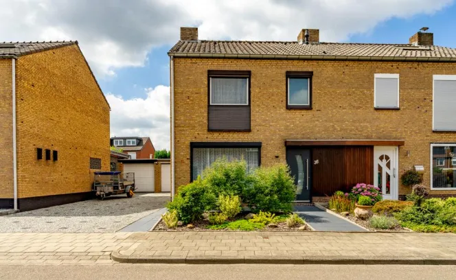 Burg Fredrixstraat 36