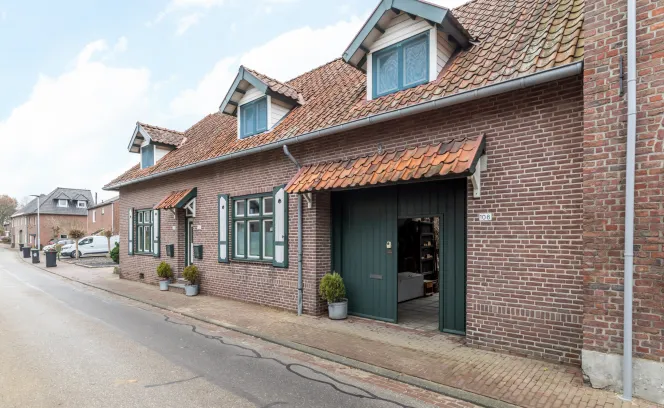 Kerkstraat 108