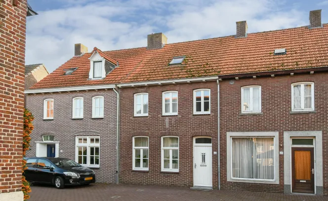 Markt 28
