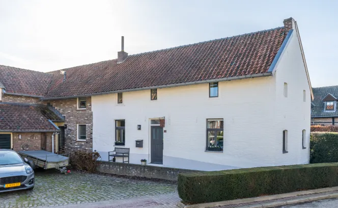Kerkstraat 106