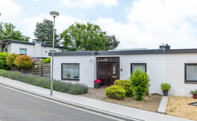 Prins Bernhardstraat 12
