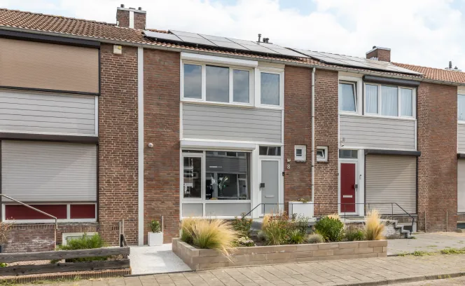 Burg. Cremersstraat 8