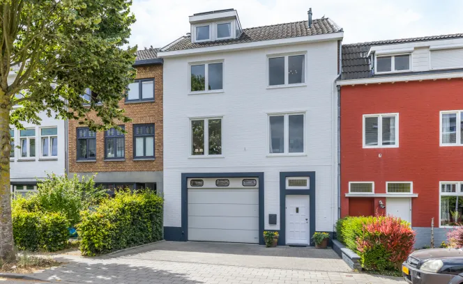 Bilserbaan 47