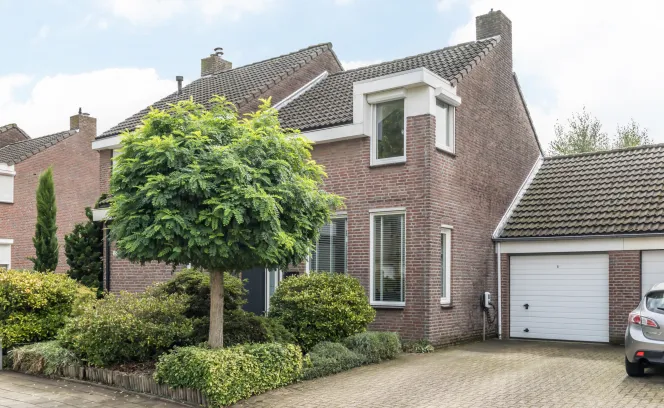 Grachtstraat 36