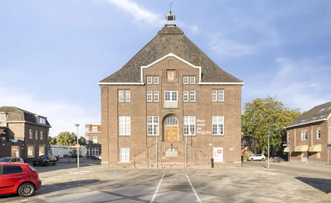 Raadhuisplein 1